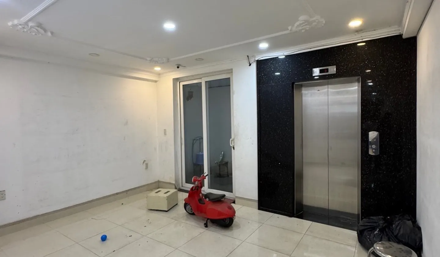 Nhà 6 tầng Giáp Tân Bình-Nguyễn Tư Giản-Gò Vấp- Kinh doanh sầm uất, xe hơi vào nhà... Bán nhà riêng tại An Hội Tây, Hồ Chí Minh 01