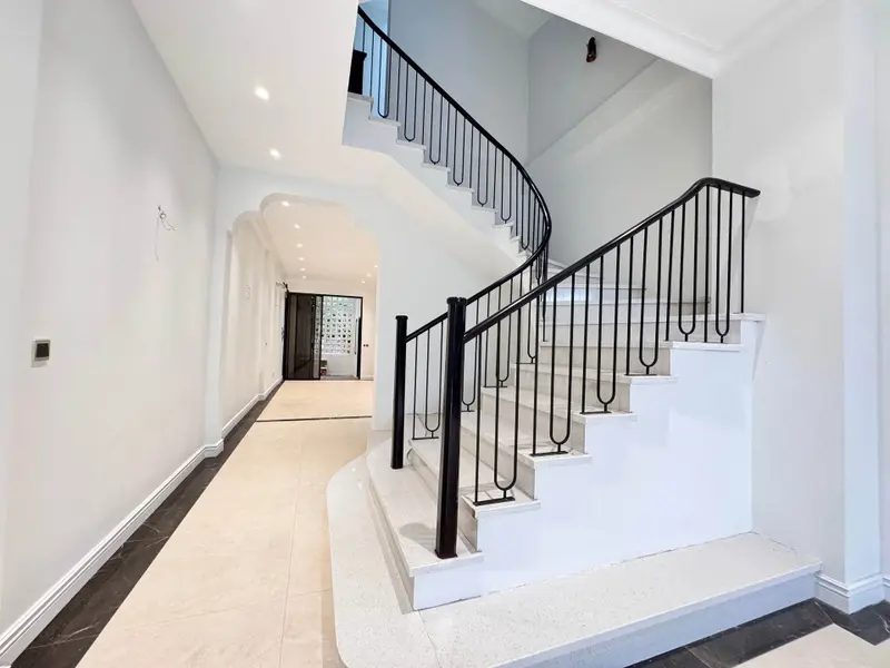 Cơ hội độc tôn: Nhà kiến trúc sư view hồ Đức Giang, giá cực mềm ngày 5/10... Bán nhà riêng tại Việt Hưng, Hà Nội 01
