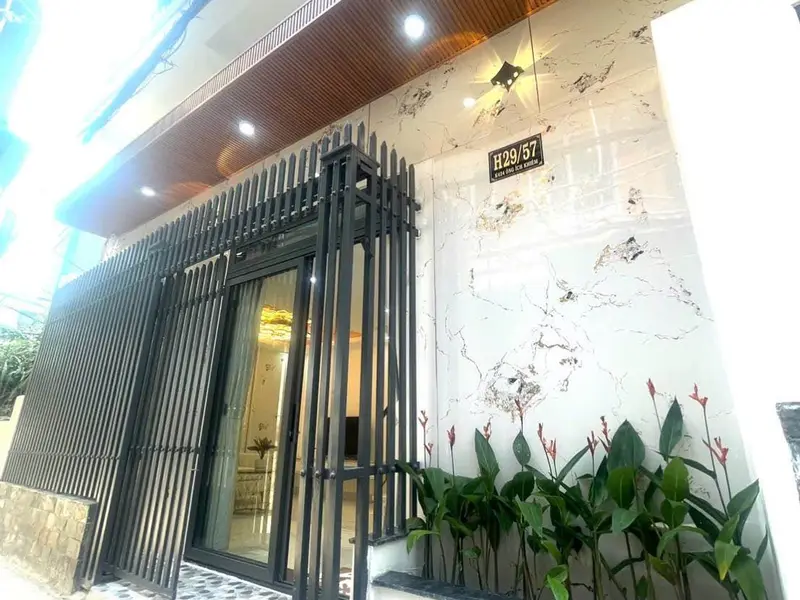 Cơ hội hiếm có sở hữu nhà 2,5 tầng rộng rãi tại khu vực Ông Ích Khiêm... Bán nhà riêng tại Thanh Khê, Đà Nẵng 01