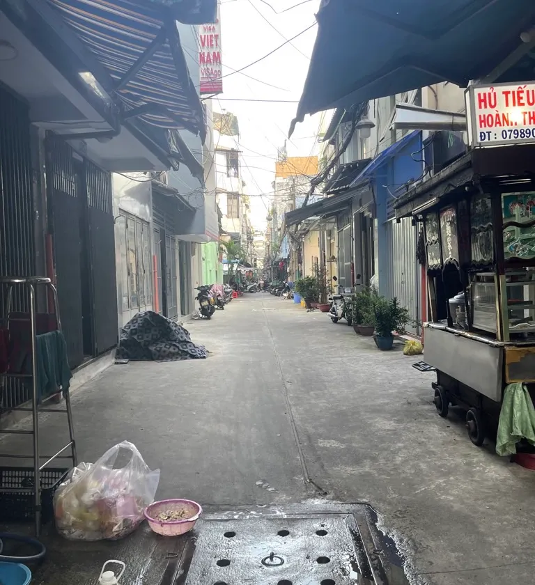 Nhà trung tâm Quận 3, hẻm xe hơi thông, giá tốt khó tin... Bán owner_side tại Xuân Hòa, Hồ Chí Minh 01