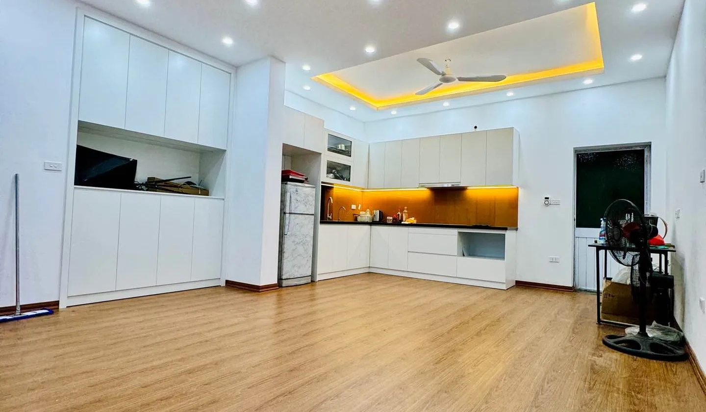GẦN Ô TÔ - AN NINH - NHÀ ĐẸP ĐỦ CÔNG NĂNG - GIÁ TỐT - FULL ĐỒ - Ở SƯỚNG - KHÔNG QUY HOẠCH!... Bán nhà riêng tại Hoàng Mai, Hà Nội 01