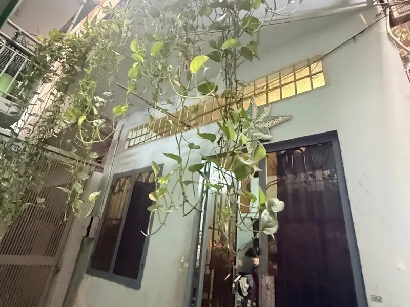 Nhà 3 tầng nhỏ xinh ngay trung tâm Tô Hiến Thành... Bán nhà riêng tại Hòa Hưng, Hồ Chí Minh 01