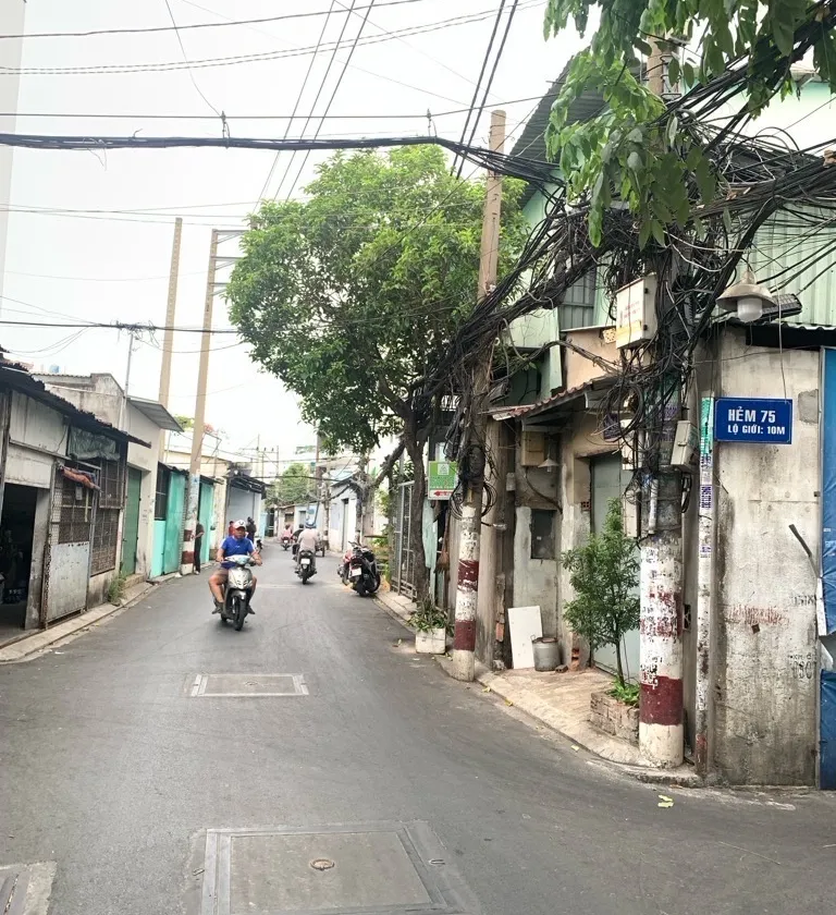 Bán nhà 2 tầng 3 phòng ngủ tại Tân Phú, gần Đầm Sen, giá 3.4 tỷ... Bán nhà riêng tại Phú Thạnh, Hồ Chí Minh 01