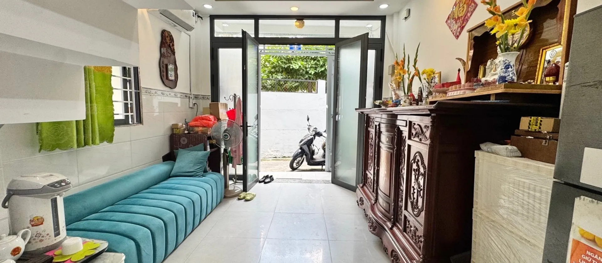Nhà lô góc 2 tầng mới phong cách riêng tại Phú Nhuận... Bán nhà riêng tại Phú Nhuận, Hồ Chí Minh 01