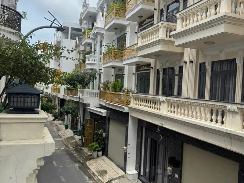 Bán nhà riêng 5 tầng phường Bình Tân, diện tích 69.4 m2, mặt tiền 4 m, giá 7.2 tỷ... Bán nhà riêng tại Bình Tân, Hồ Chí Minh 01