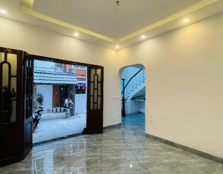 Bán gấp nhà riêng tại An Dương Vương, diện tích 80.9m2, 3 tầng, mặt tiền rộng, ô tô vào, cực thoán... Bán nhà riêng tại Phú Thượng, Hà Nội 01