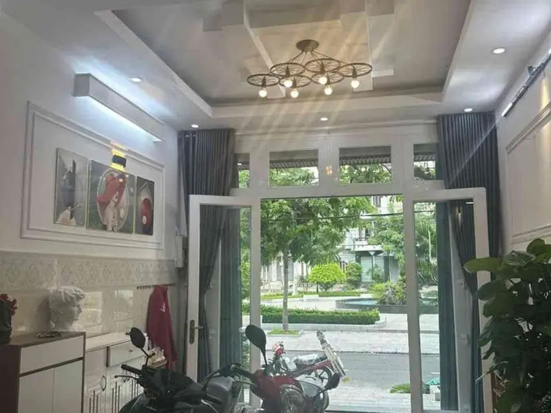 Nhà mặt phố 4 tầng mới tại Bình Phú, mặt tiền 4m, giá 12.49 tỷ... Bán nhà mặt phố tại Bình Phú, Hồ Chí Minh 01