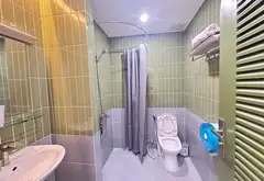 Nhà phố 5 tầng trung tâm Quận 1, diện tích 107m², giá thoả thuận... Bán nhà riêng tại Cầu Ông Lãnh, Hồ Chí Minh 09