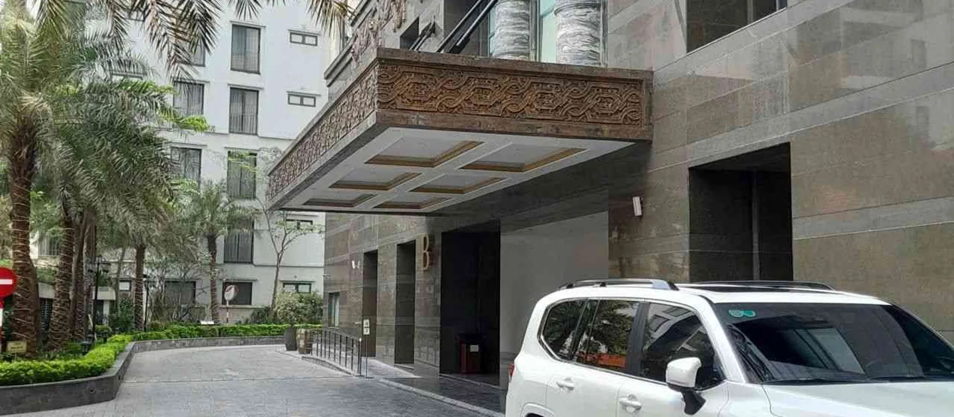 Bán gấp chung cư D'Le Roi Soleil số 2 Đặng Thai Mai - DT 104m2, 3 phòng ngủ - Nhà đẹp view Hồ Tây... Bán căn hộ chung cư tại Tây Hồ, Hà Nội 01