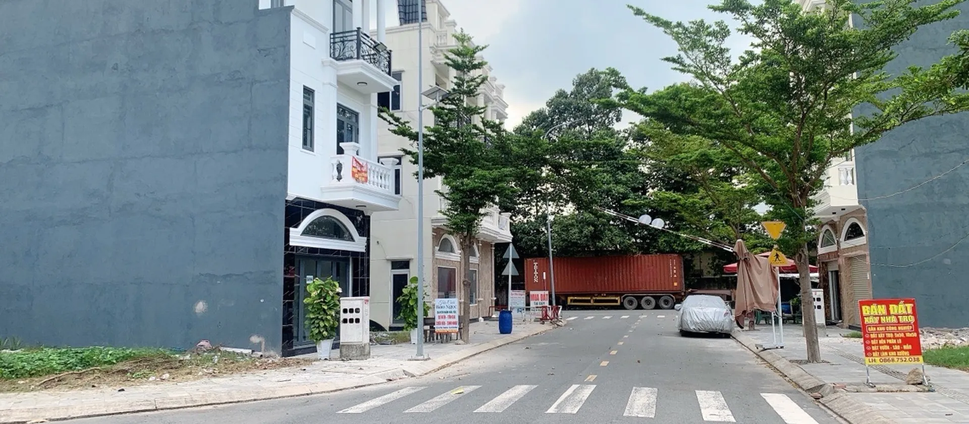 Bán nhà 3 tầng mặt tiền đường, khu dân cư ICON CENTRAL, 60m2, hoàn công đầy đủ, giá nhỉnh 5 tỷ... Bán nhà mặt phố tại Dĩ An, Hồ Chí Minh 01