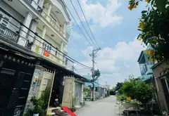 NHÀ ĐẸP 4 TẦNG- ĐƯỜNG RỘNG 12m TAM BÌNH- TĐ-Dt: 63m²( 4,4m x12,8m)- CHỈ : 6.98 tỷ
- SỔ HOÀN CÔNG -... Bán nhà riêng tại Tam Bình, Hồ Chí Minh 01