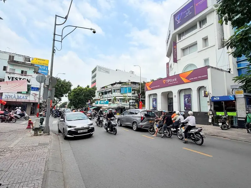 Bán nhà mặt phố 5 tầng mặt tiền 5.1m tại Quận Tân Bình... Bán nhà mặt phố tại Tân Sơn Hòa, Hồ Chí Minh 01