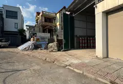 LÔ ĐẤT ĐẸP BÁT KHỐI- SẴN DÒNG TIỀN HÀNG THÁNG – VIEW HỒ – VỈA HÈ – SÁT CHÂN CẦU 🏡... Bán đất tại Long Biên, Hà Nội 06