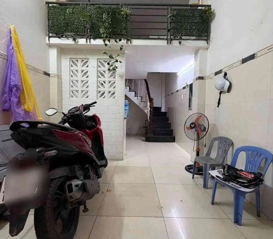 Nhà phố 5 tầng tiện nghi tại Cầu Ông Lãnh... Bán nhà riêng tại Cầu Ông Lãnh, Hồ Chí Minh 01