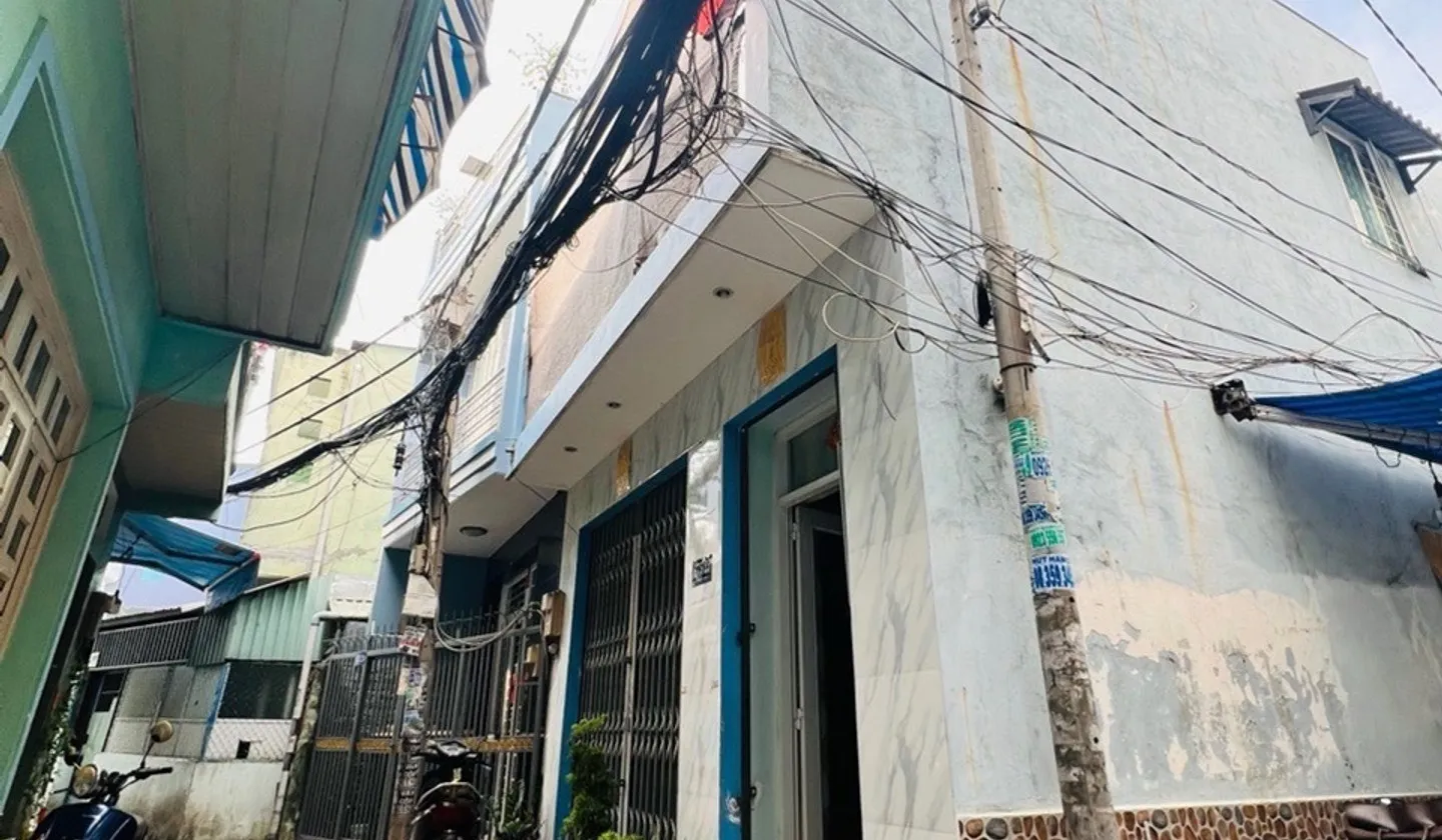 Bán nhà riêng 2 tầng, diện tích 50m² tại Trần Xuân Soạn, Quận 7 giá 4.2 tỷ đồng... Bán nhà riêng tại Tân Hưng, Hồ Chí Minh 01
