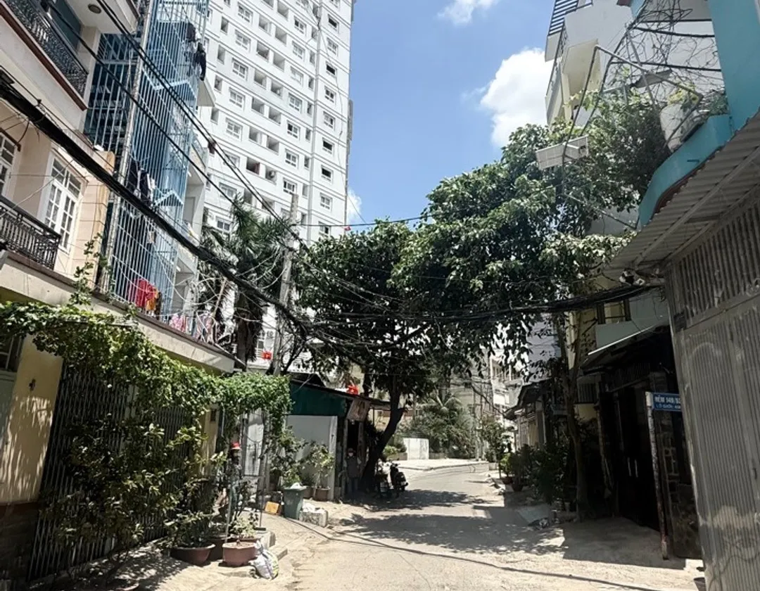 MT nội bộ kinh doanh đa ngành nghề- hơn 3 tỏi... Bán nhà riêng tại Tân Phú, Hồ Chí Minh 01