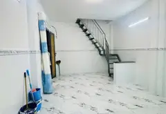 Nhà 3 tầng 4 phòng ngủ ở Quận 4, giá TL... Bán nhà riêng tại Xóm Chiếu, Hồ Chí Minh 01