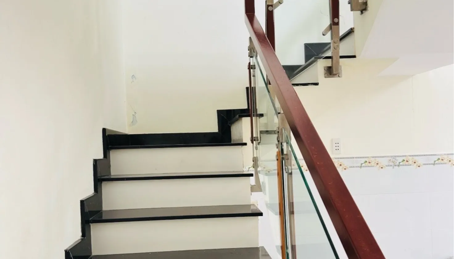 🏡HÓC MÔN - GẦN CHỢ BÀ ĐIỂM - 50m² - 2 TẦNG - CHỈ 3.1 TỶ🌹
- Diện tích 4.3m ❌ 12m... Bán nhà riêng tại Bà Điểm, Hồ Chí Minh 01