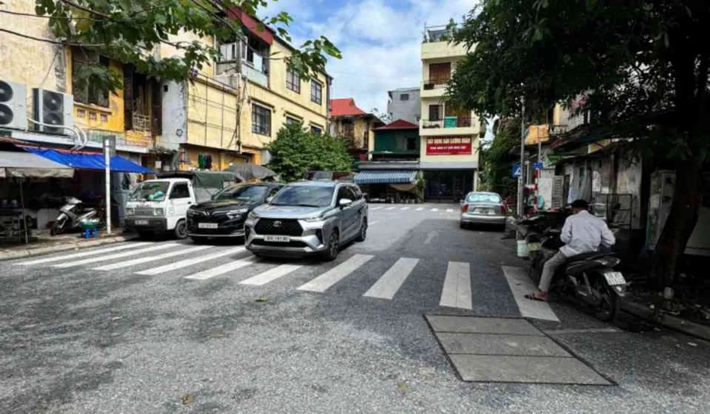Bán nhà riêng 4 tầng phường Phúc Lợi, Hà Nội, ô tô cách 5 bước chân... Bán nhà riêng tại Phúc Lợi, Hà Nội 01