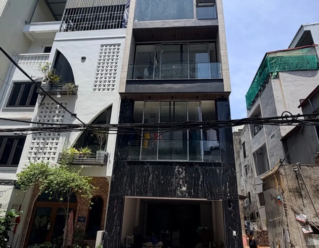 🔥 NHÀ 7 TẦNG THANG MÁY – PHÂN LÔ GIÁO VIÊN – THIẾT KẾ DUPLEX HIỆN ĐẠI 🔥

Hàng mới đang hoàn thiện... Bán nhà riêng tại Bồ Đề, Hà Nội 01