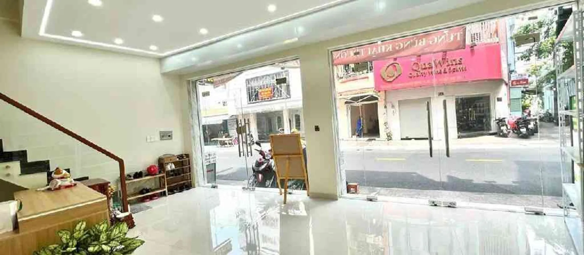 Nhà mặt phố Cách Mạng Tháng 8, 3 tầng, cho thuê siêu lợi nhuận... Bán nhà mặt phố tại Nhiêu Lộc, Hồ Chí Minh 01