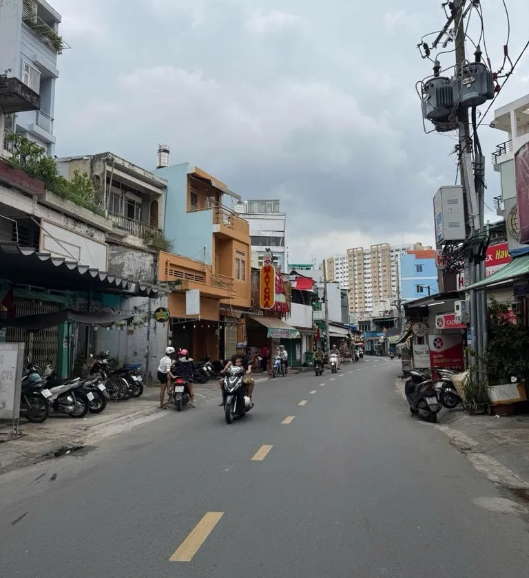 Bán nhà mặt phố 3 tầng, diện tích 80m2 tại Phường Tân Phú, giá 14.7 tỷ... Bán nhà mặt phố tại Tân Phú, Hồ Chí Minh 01