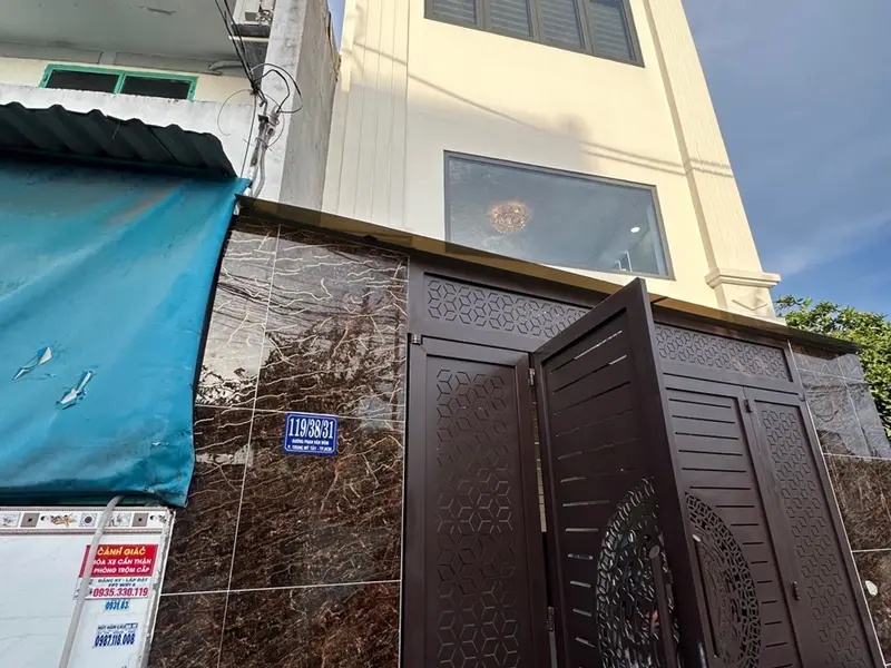🔥 HƠN 4 TỶ SỞ HỮU NHÀ 4 TẦNG MỚI KENG – HẺM XE HƠI 6M! 🔥
🏡 PHAN VĂN HÙM – 4,4x9M – 36M².... Bán nhà riêng tại Trung Mỹ Tây, Hồ Chí Minh 01