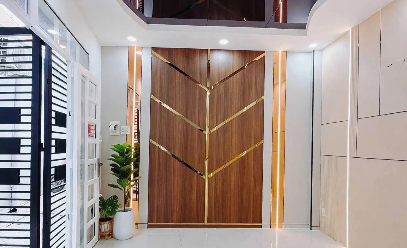 SÁT MT TÔN ĐẢN  - 4 TẦNG - 3PN - 3WC - NHỈNH 4 TỶ... Bán nhà riêng tại Khánh Hội, Hồ Chí Minh 01