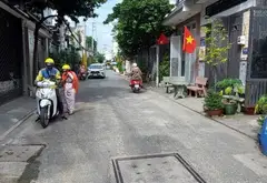 Nhà mặt tiền sầm uất Quận 12, không gian sống lý tưởng... Bán nhà riêng tại Trung Mỹ Tây, Hồ Chí Minh 06