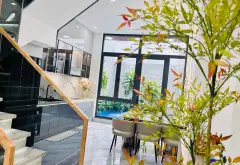 Bán nhà riêng 4 tầng 70m2 tại quận Hải Châu, Đà Nẵng, có hồ bơi, pháp lý rõ ràng... Bán nhà riêng tại Hải Châu, Đà Nẵng 01