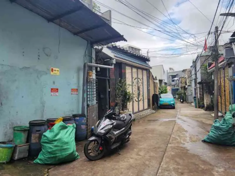 BÁN DÃY TRỌ 170M² GẦN BẾN XE MIỀN ĐÔNG MỚI – 10 PHÒNG ĐANG CHO THUÊ – GIÁ 9 TỶ... Bán nhà riêng tại Long Bình, Hồ Chí Minh 01