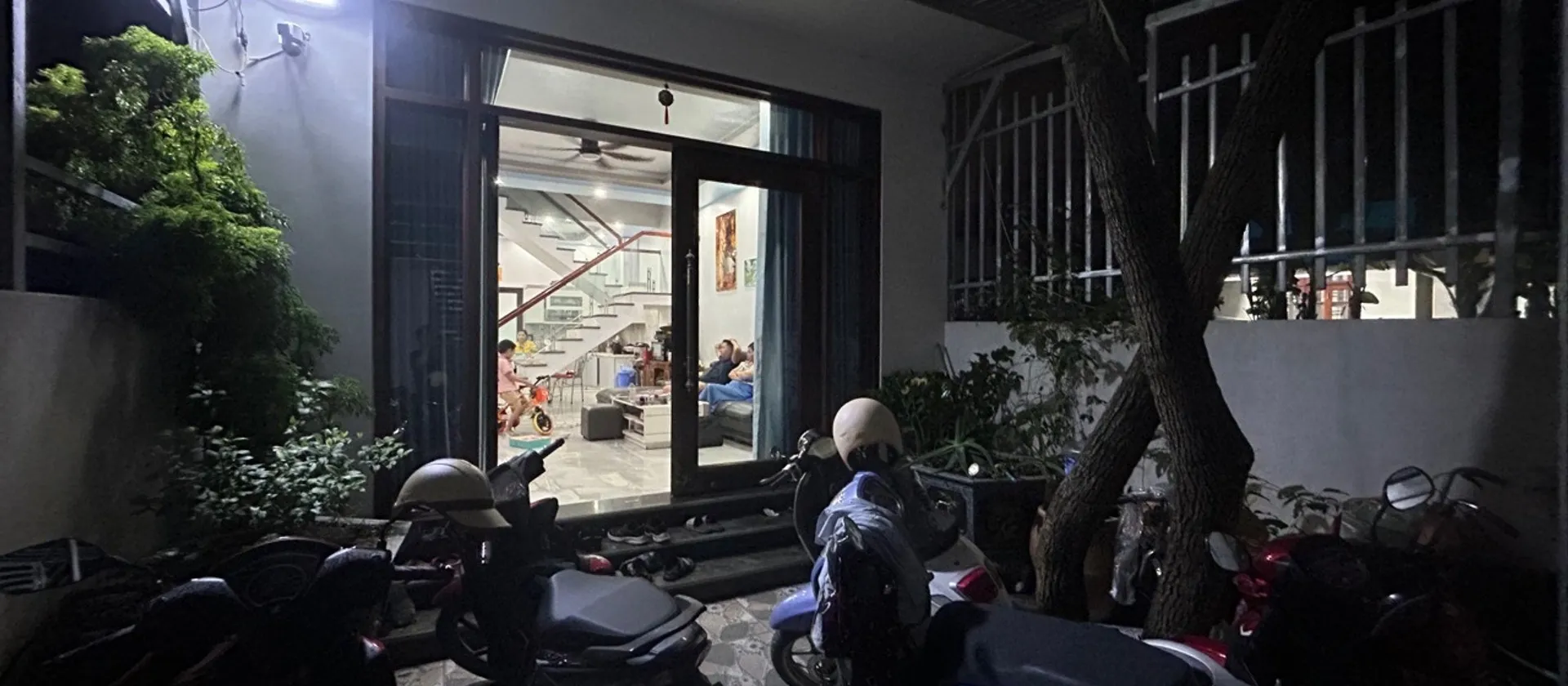 Nhà 3 tầng phong cách cực chất ngay Hưng Đạo, Hải Phòng... Bán nhà riêng tại Hưng Đạo, Hải Phòng 01