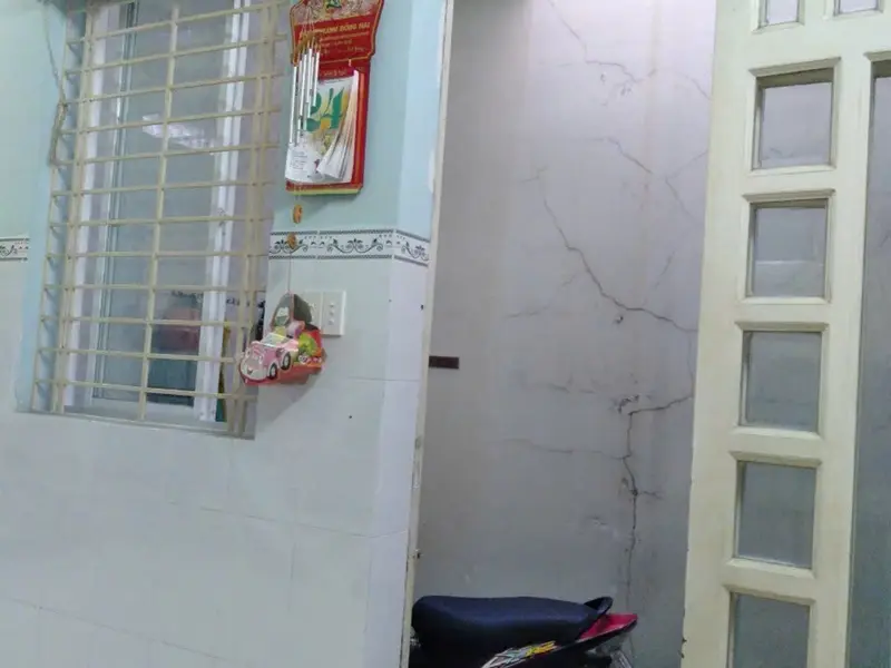 Nhà 2 tầng hẻm yên tĩnh gần Hồ Bá Kiện, Quận 10... Bán nhà riêng tại Hòa Hưng, Hồ Chí Minh 01