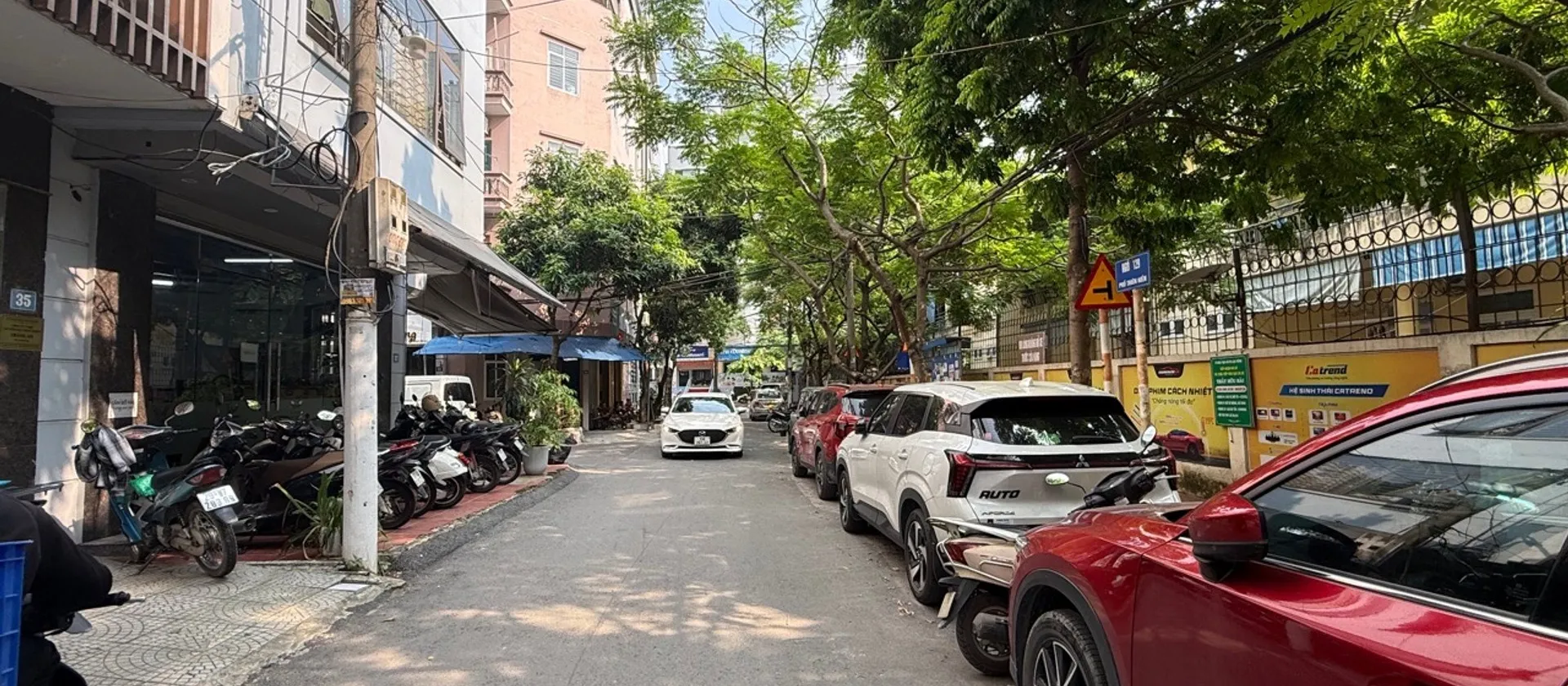 Bán nhà riêng 9 tầng tại phường Từ Liêm, Hà Nội với thiết kế hiện đại và tiện nghi... Bán nhà riêng tại Từ Liêm, Hà Nội 01