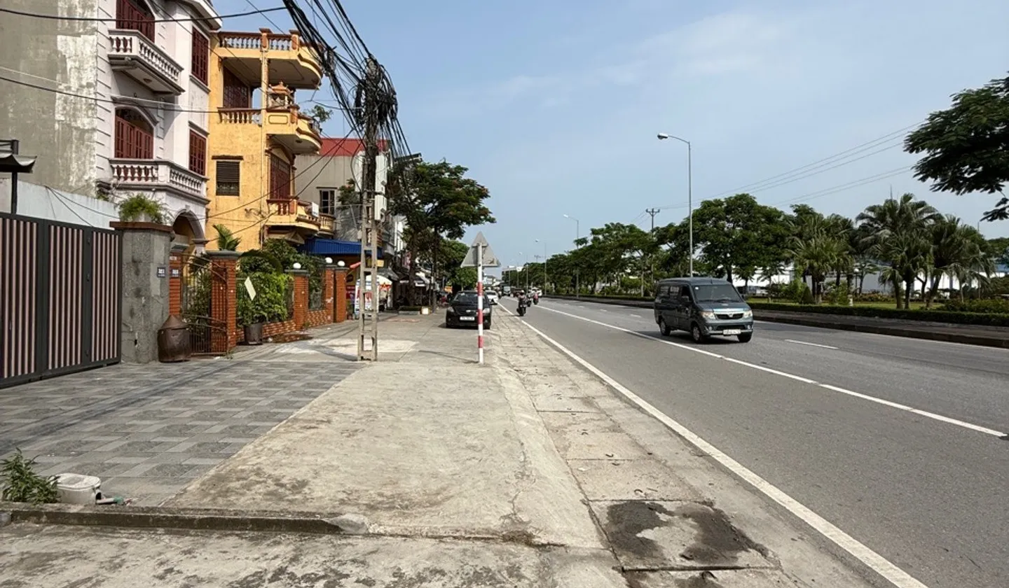 Nhà mặt phố Tân Tiến kinh doanh đỉnh, 2 mặt tiền siêu hiếm... Bán nhà mặt phố tại An Dương, Hải Phòng 01