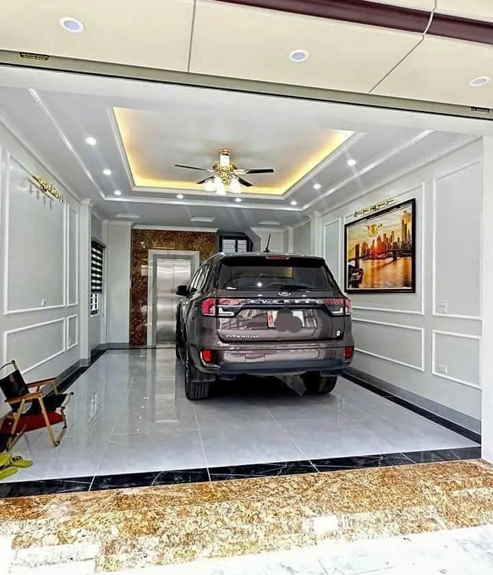 🔥🔥NGAY NGÃ BA NGỌC HỒI -50 M -5 TÂNG THANG MÁY-PHÂN LÔ - Ô TÔ TRÁNH - KINH DOANH- KẾT HỢP Ở - S.... Bán nhà riêng tại Thanh Trì, Hà Nội 01