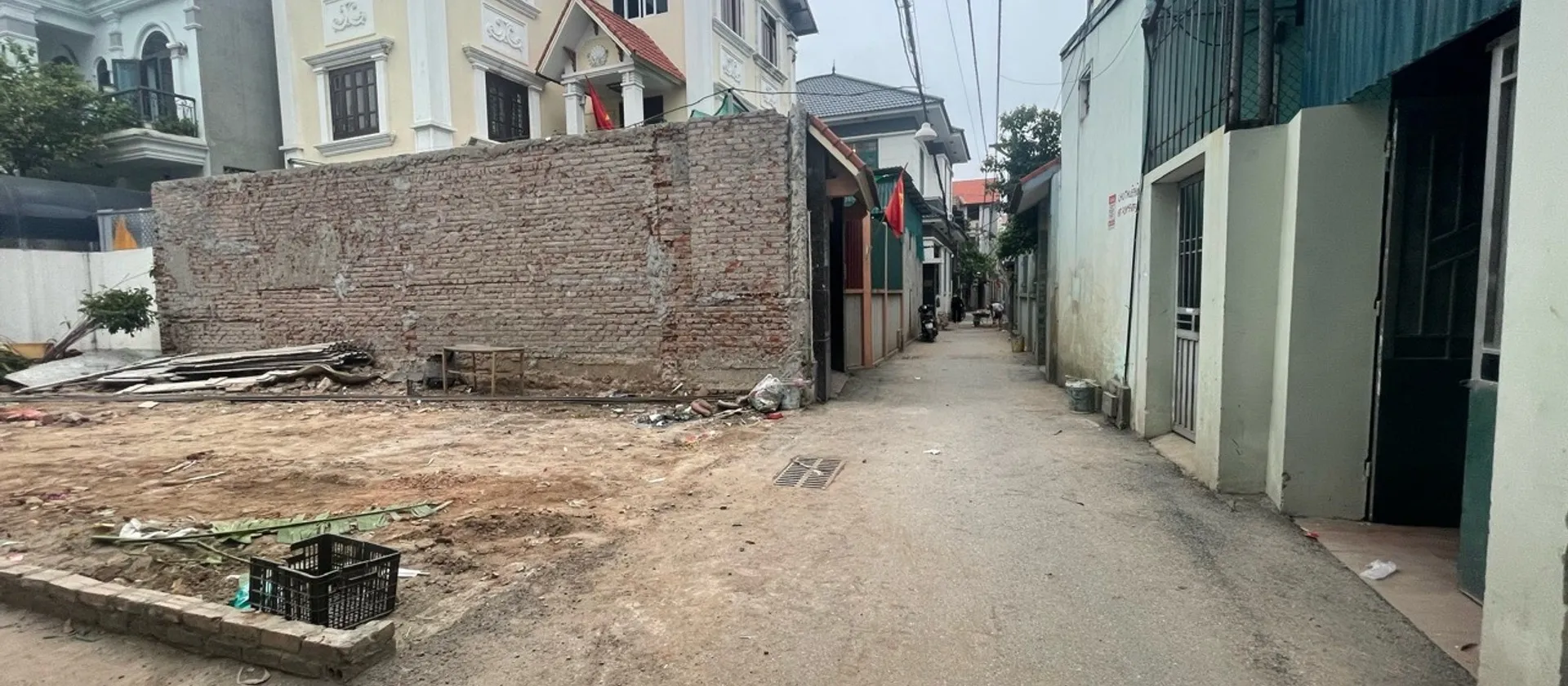 Bán đất 40,2m2 sổ đỏ tại phường Từ Sơn, Bắc Ninh, giá tốt... Bán đất tại Từ Sơn, Bắc Ninh 01