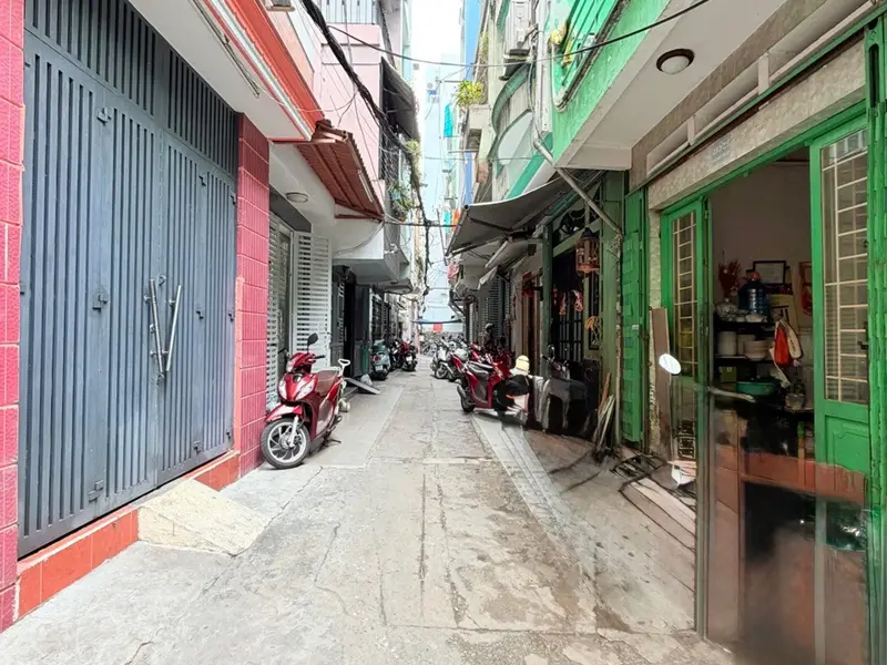 B.án Nh.à HẺM Ô TÔ THÔNG Q.5 - NHÀ 5 TẦNG - THÍCH HỢP VỪA Ở VỪA KD - 28m2 - gần trường học các cấp... Bán nhà riêng tại Chợ Quán, Hồ Chí Minh 01