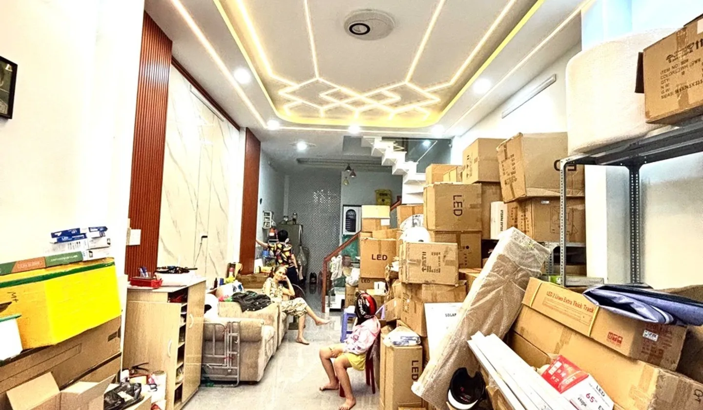 Bán nhà 3 tầng 4PN gần mặt tiền Gò Xoài - nhà mới HXH... Bán nhà riêng tại Bình Hưng Hòa, Hồ Chí Minh 01