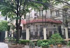 Bán Biệt Thự lô góc Trần Thái Tông 236m2 MT 30m đẹp nhất phố giá 141 tỷ.0868779497 nhận bg tốt nhất... Bán nhà mặt phố tại Cầu Giấy, Hà Nội 07