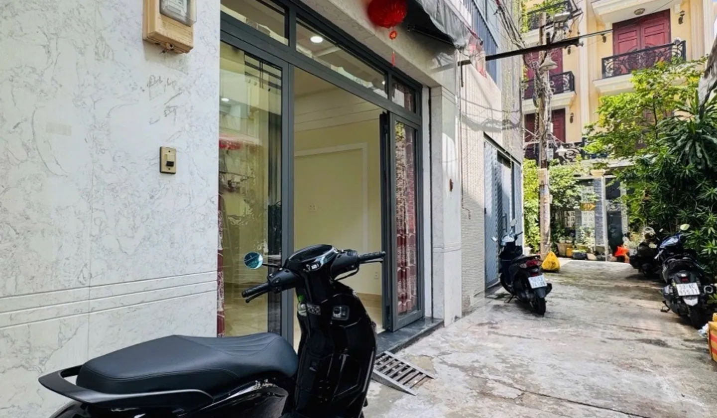 Nhà 4 Tầng Hiện Đại Gần Mặt Tiền Nguyễn Thượng Hiền... Bán nhà riêng tại Bình Lợi Trung, Hồ Chí Minh 01