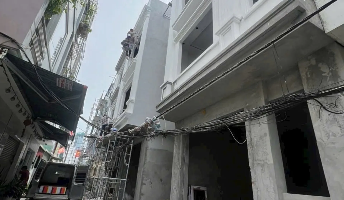 Nhà riêng lô góc xây mới tại khu vực Trung Lực với thiết kế hiện đại... Bán nhà riêng tại Hải An, Hải Phòng 01