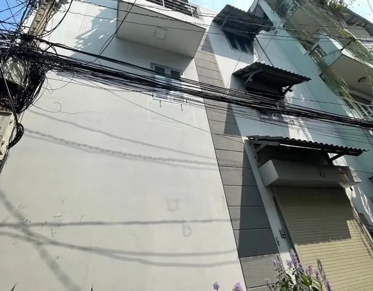 Nhà lô góc 2 mặt hẻm Trần Quang Diệu - Sống tiện nghi, không gian thoáng... Bán nhà riêng tại Nhiêu Lộc, Hồ Chí Minh 01
