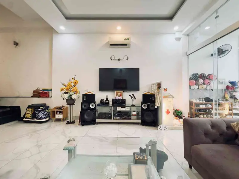 Nhà phố Trường Sa gần Quận 1, view kênh siêu đẹp, sân ô tô riêng... Bán nhà mặt phố tại Cầu Kiệu, Hồ Chí Minh 01