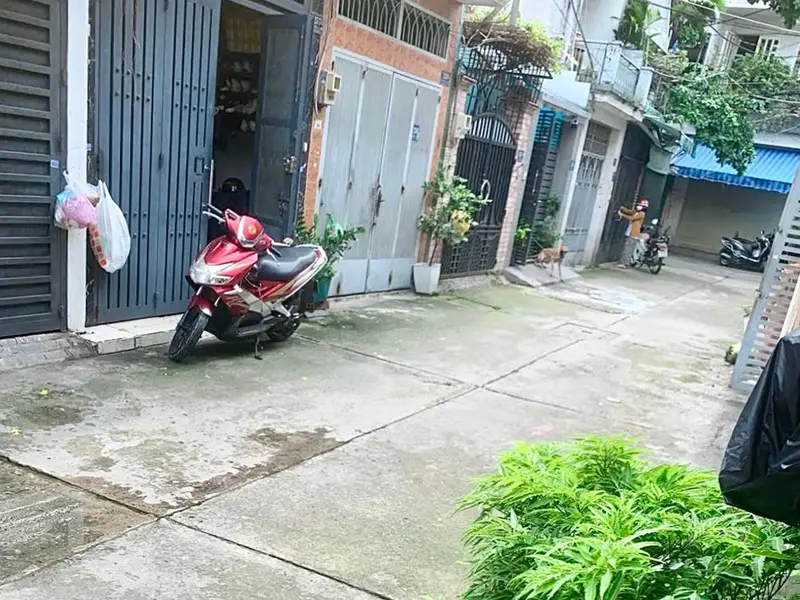 Nhà 3 tầng rộng rãi khu Cách Mạng Tháng 8, giá siêu sốc... Bán nhà riêng tại Tân Sơn Nhất, Hồ Chí Minh 01