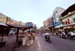 Nhà Lô Góc Trỗi Vẻ Sống Đầy Tiện Nghi Tại Quận 10... Bán nhà riêng tại Hòa Hưng, Hồ Chí Minh 01