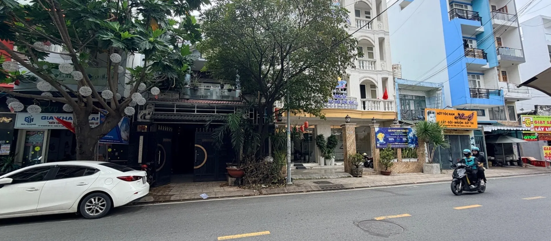BIỆT THỰ MẶT TIỀN NGUYỄN HỮU TIẾN – 200M² – 4 TẦNG – 6PN – 7WC – CHỈ 26 TỶ... Bán nhà mặt phố tại Tây Thạnh, Hồ Chí Minh 01