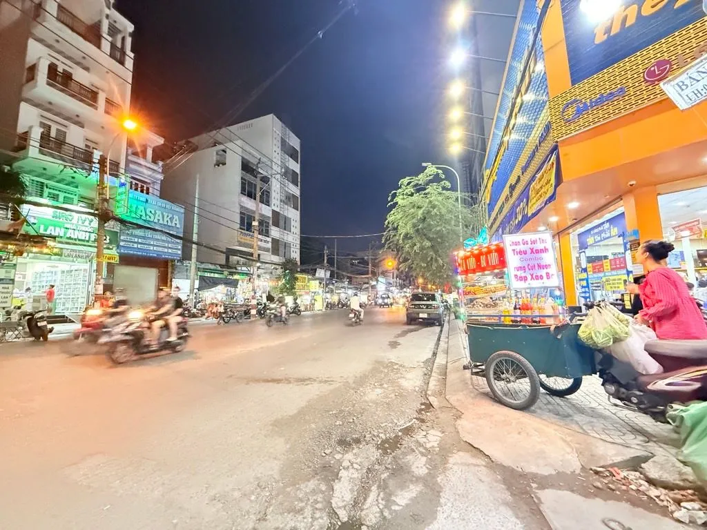 Bán nhà riêng 3 tầng, Đường 8m Phạm Văn Bạch, 11 phòng... Bán nhà riêng tại Tân Sơn, Hồ Chí Minh 01