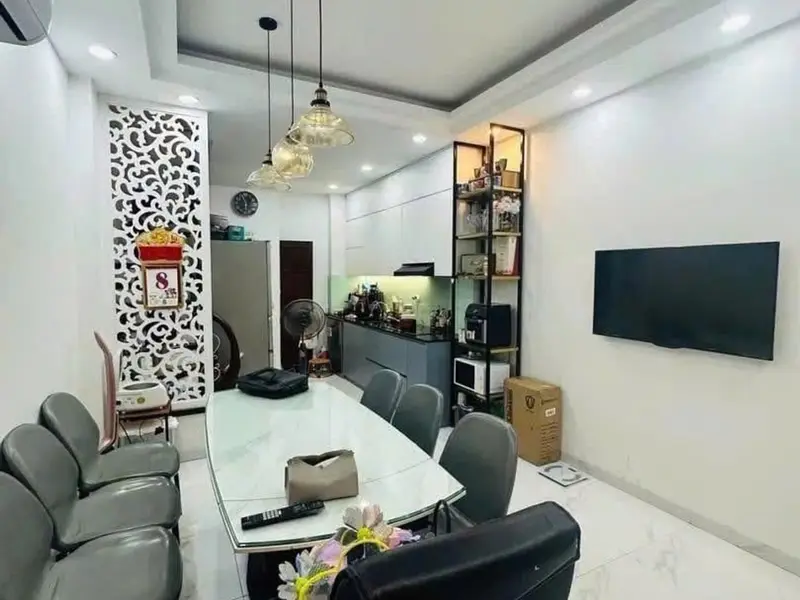Bán nhà 3 tầng 2 mặt tiền tại phường Ngọc Hà, diện tích 43.1 m²... Bán nhà mặt phố tại Ngọc Hà, Hà Nội 01
