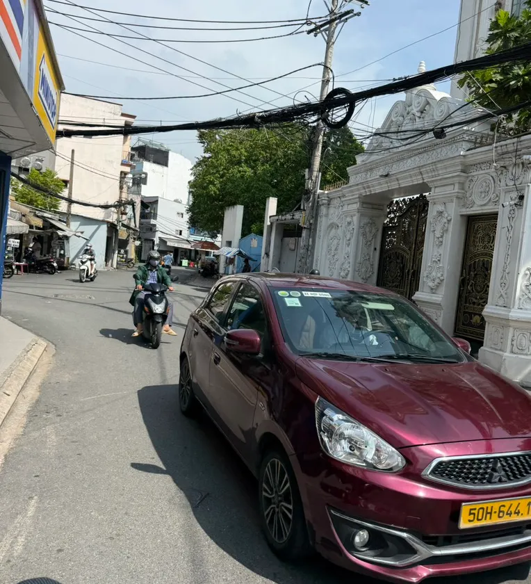 Siêu phẩm nhà phân lô 5 tầng Tân Bình, xe hơi trong nhà... Bán nhà riêng tại Tân Hòa, Hồ Chí Minh 01
